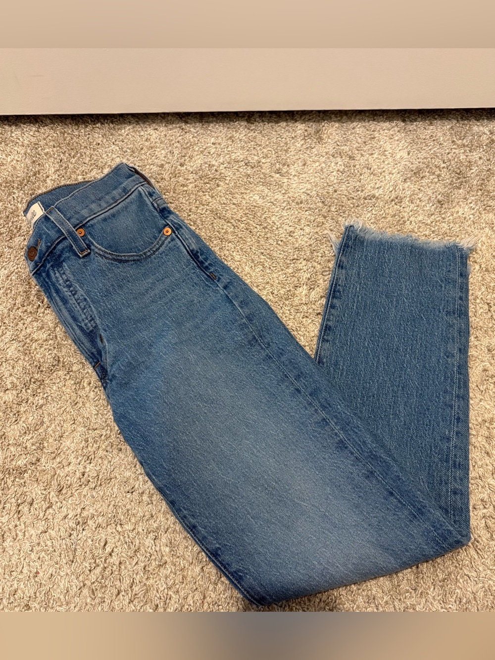 Madewell Straight-Leg Medium Blue Jeans